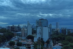 Lluvias y descenso de temperatura marcan el lunes