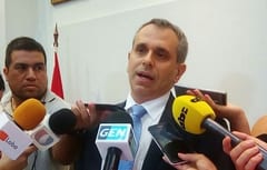 Kriskovich anuncia que no renunciará