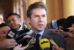 Piden a Castiglioni que no retorne al Senado