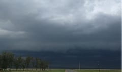 Emiten alerta por lluvias y tormentas para ocho departamentos