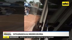 Conductor aplasta con su camioneta una moto luego de discusión