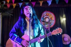 Cantante puede ir a la cárcel por sus declaraciones, según fiscal