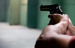 Mató a un asaltante y quedó detenido