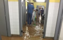 Raudal inunda sala neonatal del Hospital de Calle’i