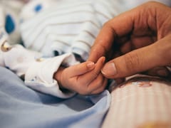 Madre muere y bebé sufre graves quemaduras