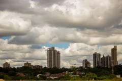 Domingo fresco y con lluvias dispersas