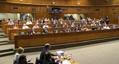 Aprueban proyecto que defiende a deudores de “Informconf”