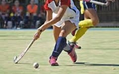 Adolescente que practicaba hockey no murió por pelotazo, aseguran