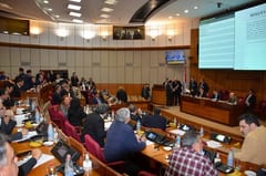 Senadores analizan declaración para rechazar acuerdo energético