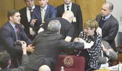 Piden suspender a Riera y Payo por 60 días