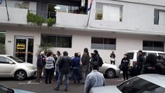Periodistas se manifiestan por decenas de despidos en ABC Color
