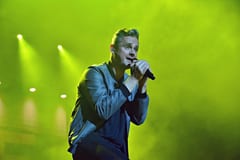 Vocalista de Keane afirma tener síntomas del Covid-19