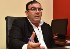 Diputado Rivas cambia de abogado para evitar audiencia