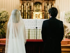Madre y familiares irrumpen en boda tras conflicto por un terreno