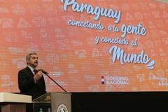 Abdo Benítez aboga por continuidad de obras que generan crecimiento
