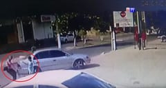 Auto le pasó por encima, se levantó y siguió, muestra video