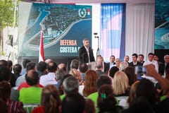 Firman contrato para la construcción de la Defensa Costera de Pilar