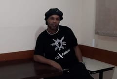 Ronaldinho, de ciudadano ilustre a estar investigado y bajo posible proceso