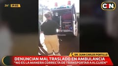 Detienen una ambulancia por trasladar a varias personas