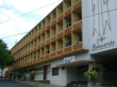 Padres del Salesianito inician “paro virtual” tras no conseguir descuento