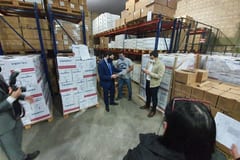 Fiscales incautan insumos médicos en allanamiento