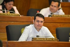 Matrícula es imprescindible para ejercer el derecho, confirman desde la Corte