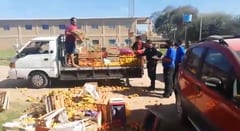 Comerciante tiró sus mercaderías, tras pedido de documentos, según comuna
