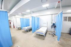 Sistema de salud se fortalece con ampliaciones, equipamientos y más personal