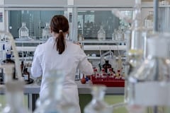 Salud confirma 15 fallecidos por Covid-19