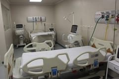 Sector privado aportará 100 camas de terapia, confirman