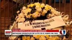 Colocan coronas de flores frente a la ANR