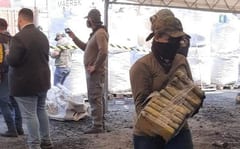 Hallan alrededor de 400 kilos más de cocaína en puerto de Villeta