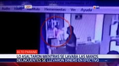Empleado sufre robo de dinero mientras se lavaba las manos en el banco