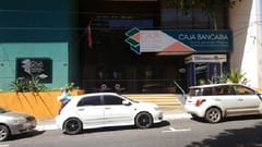 Ejecutivo realiza “revisión especial” en la Caja Bancaria