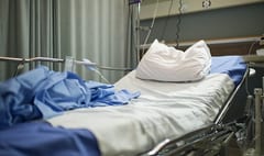 Paciente escribe carta de despedida a su familia y muere en intubación