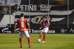 Este domingo se disputan dos partidos por la Fecha 4 del Apertura  