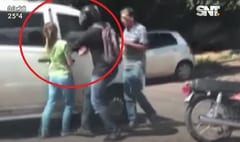 Roce de vehículos acaba con pelea en plena avenida
