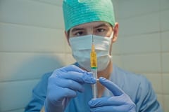 Dos sanatorios privados aparecen en lista de vacunatorios