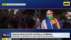 “No vamos a ser cómplices de los Iluminatis”, pide manifestante