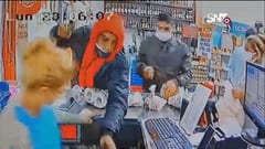 Cámaras captan asalto a comercio en el Bañado Sur