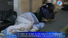 El frío se suma al vía crucis de familiares de internados con Covid-19