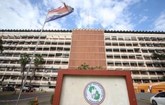 Juez intima a IPS remitir documentos en 24 horas