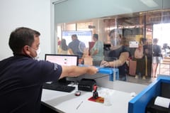 Viajeros procedentes del extranjero deberán realizar cuarentena de cinco días