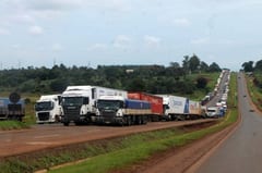 Gremios rechazan “injerencia política” en protesta de camioneros