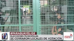 Cierran portones en colegios electorales