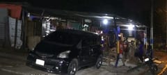 Auto embiste contra mueblería y atropella a familia en Luque