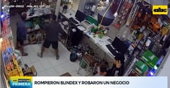 Detienen a tres sospechosos de ingresar a comercio y llevarse una computadora