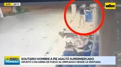 Solitario ladrón se lleva dinero de minimercado
