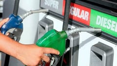 Emblemas anuncian suba de G. 1.000 por litro de diésel desde noviembre