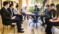 Abdo firma proyecto para crear el Fondo de Estabilización de precios de combustibles